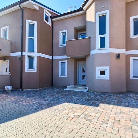 Lovely Fazana Apartments 400M From The Sea 外观 照片