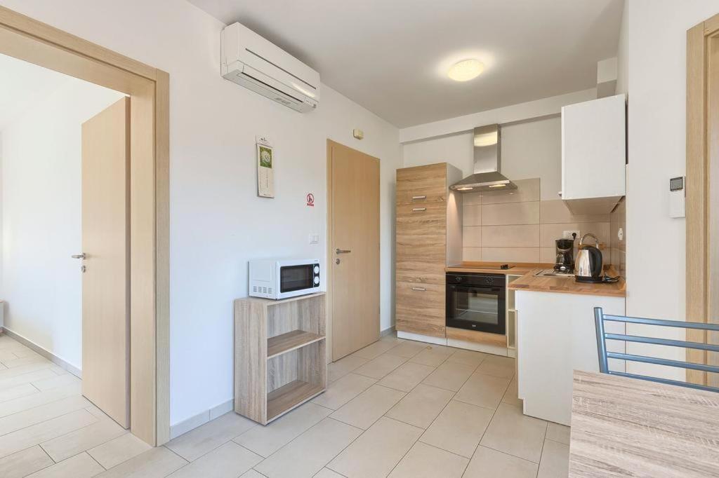 Lovely Fazana Apartments 400M From The Sea 外观 照片